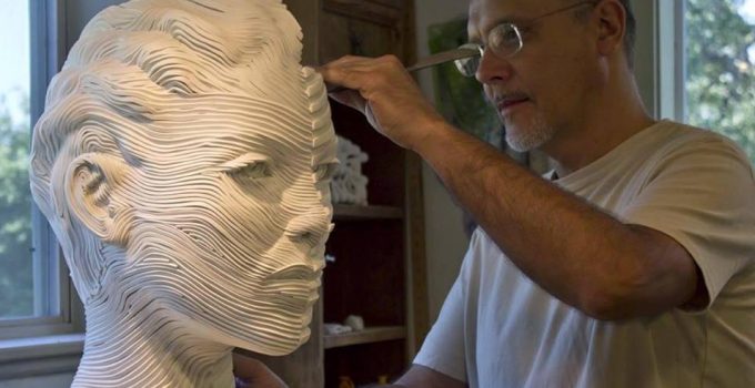 Gil Bruvel |Figurative Sculptures Of Stainless Steel