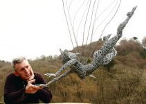 Robin Wight - Wire Sculpture