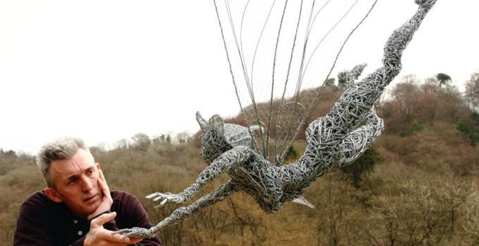 Robin Wight - Wire Sculpture